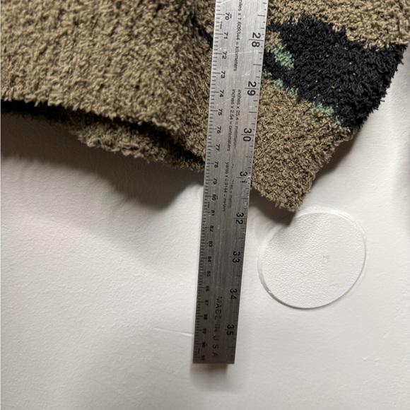 Barefoot Dreams Camo Sweater Cozy Warm | Size 1X | NWT - Picture 4 of 5